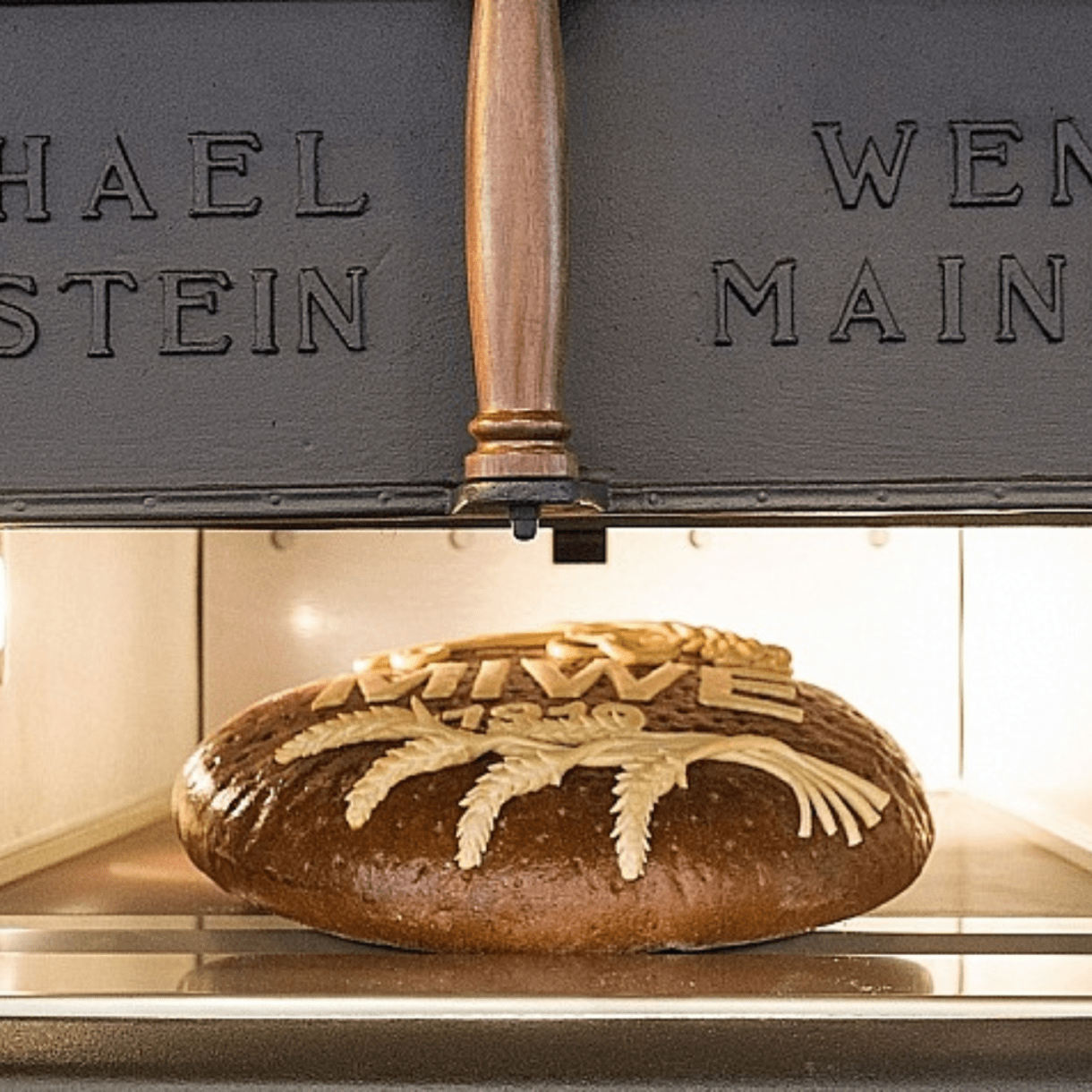 תנור עם אפיה אומנותית במבנה הנוסטלגי המקורי | Wenz 1919 – תמונה 4